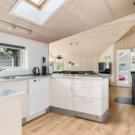 Tv1602-albaek-lyngstien-7 Holiday home